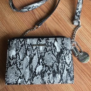 STEVE MADDEN snake skin crossbody clutch/purse